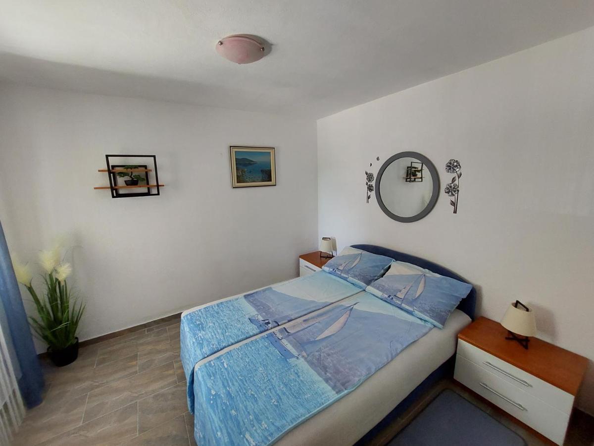 Apartments Maltasic Vir Zewnętrze zdjęcie