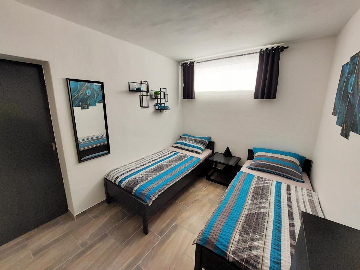 Apartments Maltasic Vir Zewnętrze zdjęcie