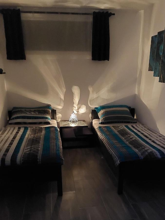 Apartments Maltasic Vir Zewnętrze zdjęcie