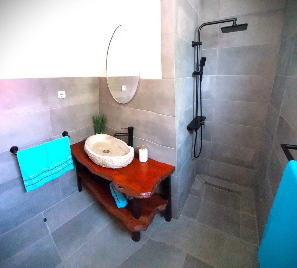 Apartments Maltasic Vir Zewnętrze zdjęcie